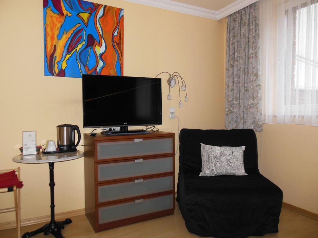 Hotel Alt-Rodenkirchen Cologne Room photo