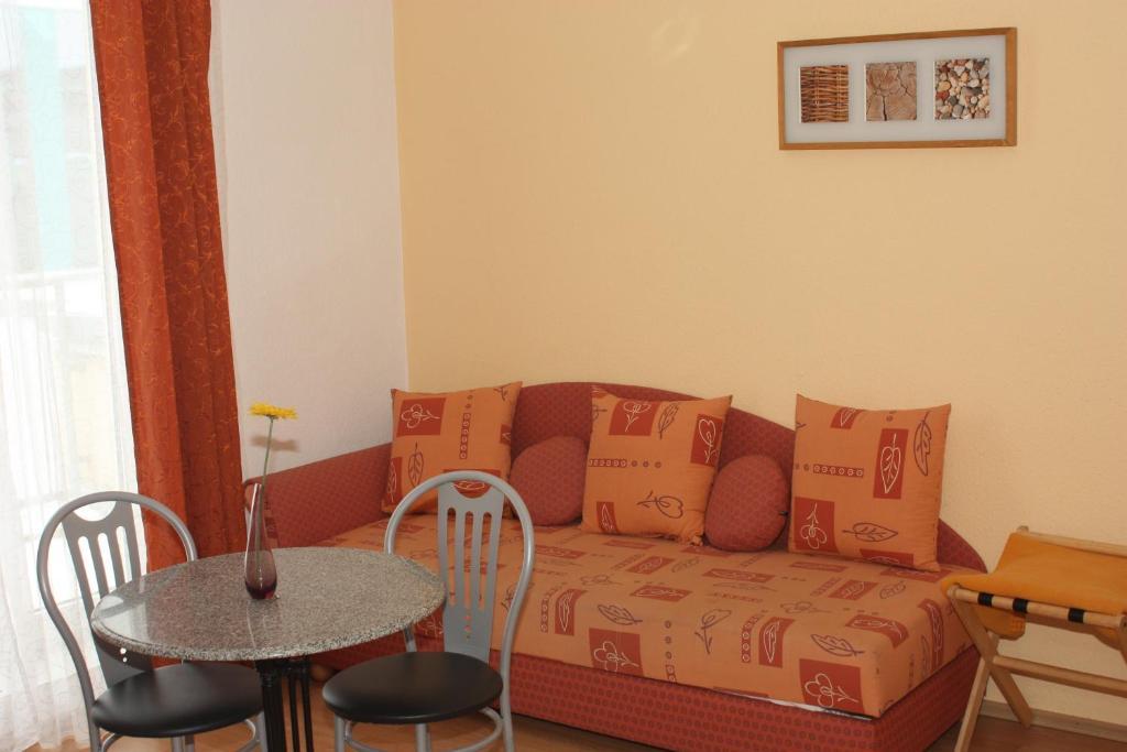 Hotel Alt-Rodenkirchen Cologne Room photo