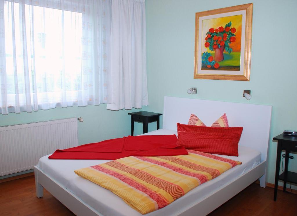Hotel Alt-Rodenkirchen Cologne Room photo
